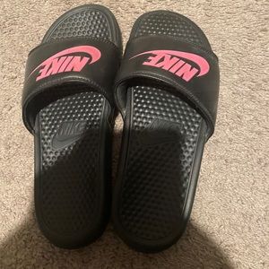 nike slides